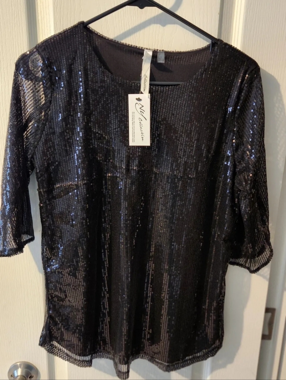 NWT NY Collection SIZE SMALL Black Sequin Short Sleeve Top